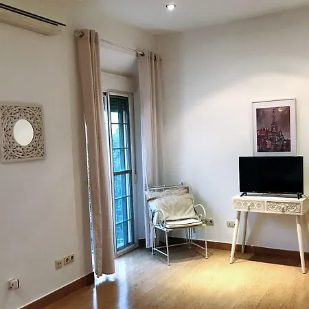 Triana Luxury Hotel