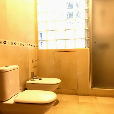 Triana Luxury Hotel 3*